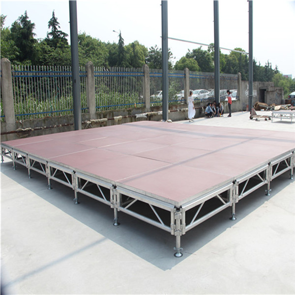Indian-Festival-Catwalk-Intellistage-Portable-Stage-with (1) Adjustable Folding Mobile Stage