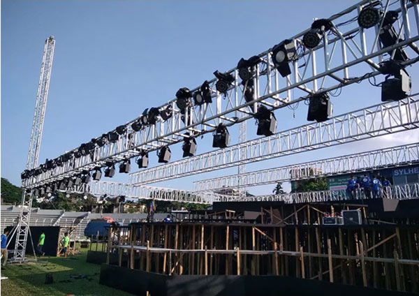 truss display