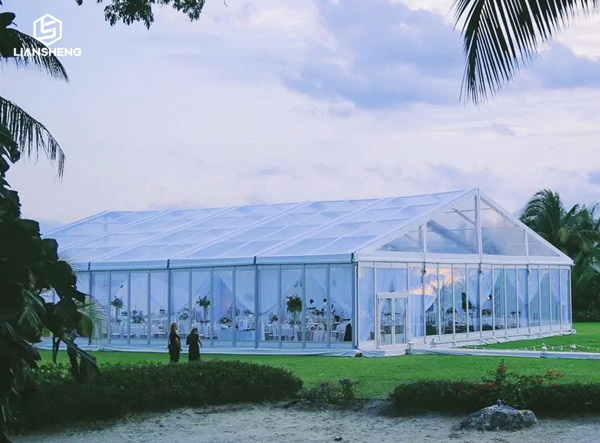 clear span tent