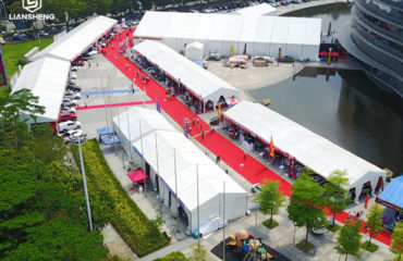 Banquet hall tent